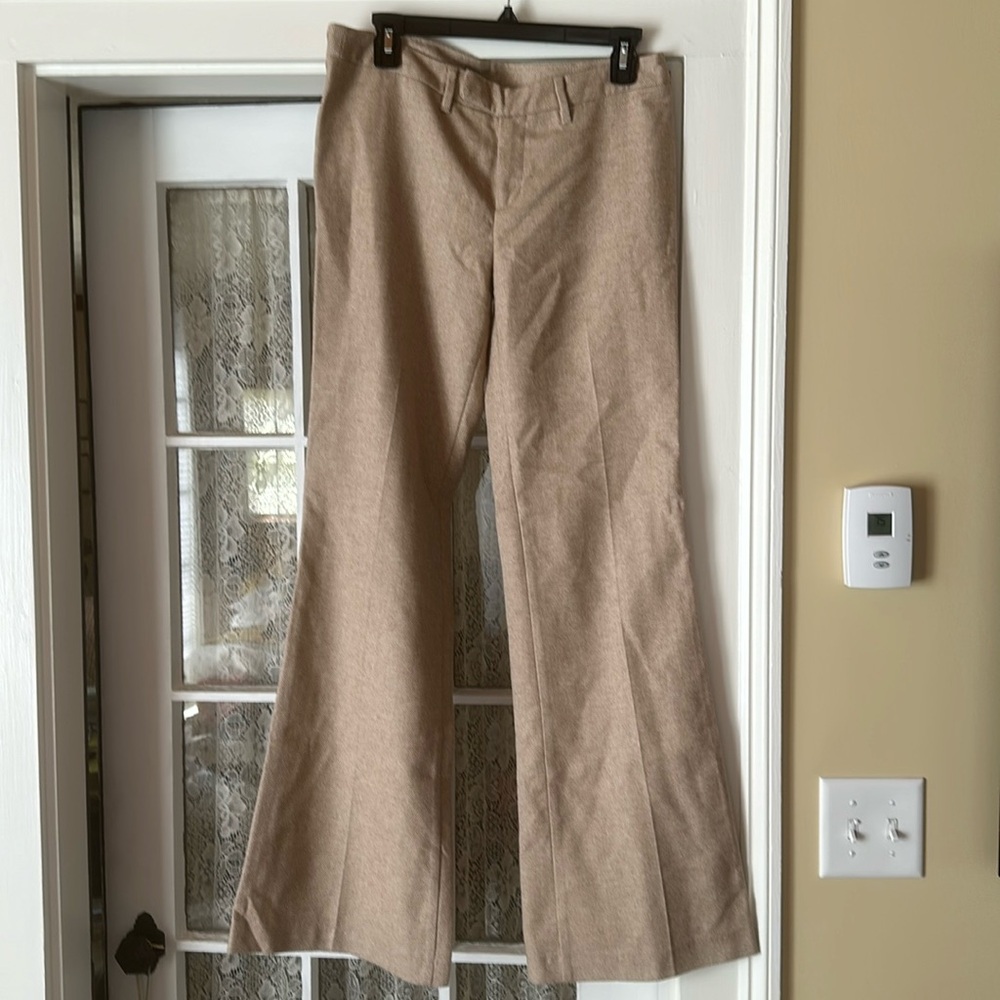 Benetton tan and white herringbone wool blend pants. Size 6